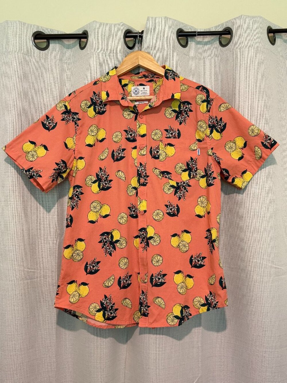 Hurley Men's Lemon Print Short Sleeve Button Down Shirt Orange Size M